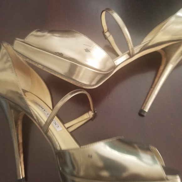 Shoes - Picture 6 of 8